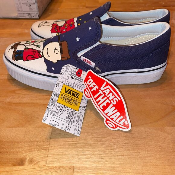 Vans Snoopy Peanuts Charlie Brown Christmas Slip on Sneakers, New with Tags - Picture 9 of 12